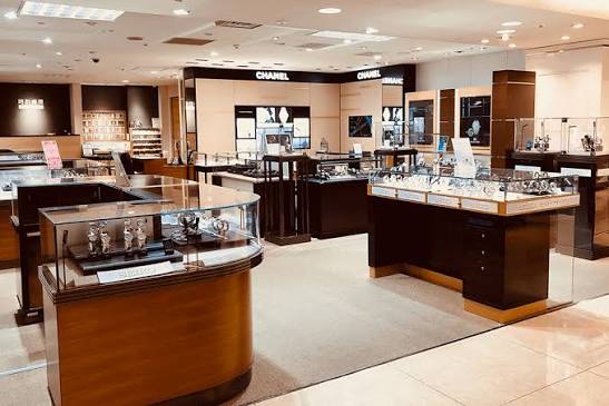 福山店　福山天満屋 4階 時計サロンイメージ